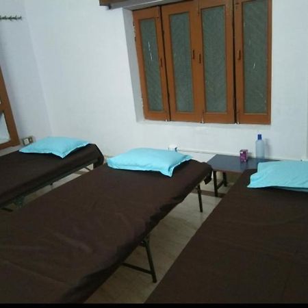 Mannat Rooms Αλλαχαμπάντ Εξωτερικό φωτογραφία